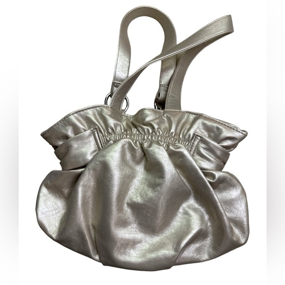 Payless Metallic Silver Gold Shoulder Handbag EUC - Picture 2 of 12